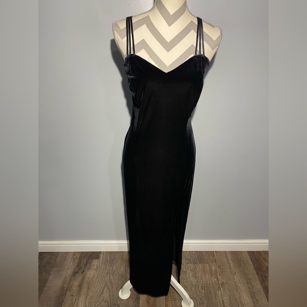 Dollcake‎ Black Maxi Dress with Timeless Elegance